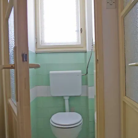 Apt Mare For 6 Pax, 300m From The Amphitheater Apartment Pula