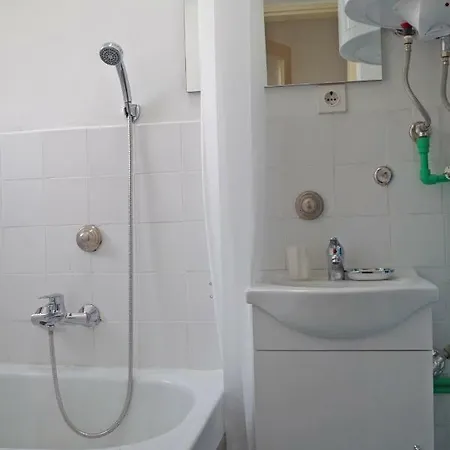 Apartment Apt Mare For 6 Pax, 300m From The Amphitheater