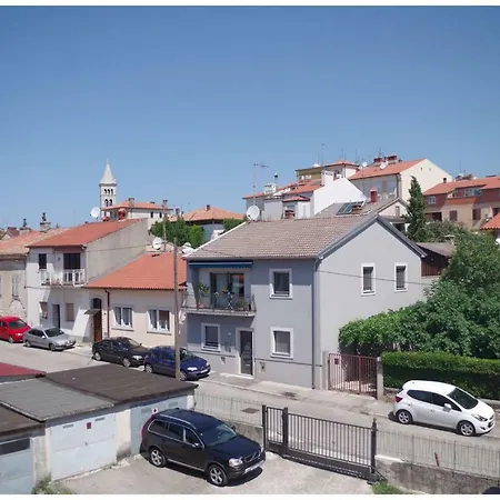 Apt Mare For 6 Pax, 300m From The Amphitheater Apartment Pula